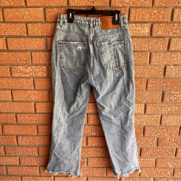 Urban Outfitters BDG Distressed Ankle Jeans - Picture 2 of 5